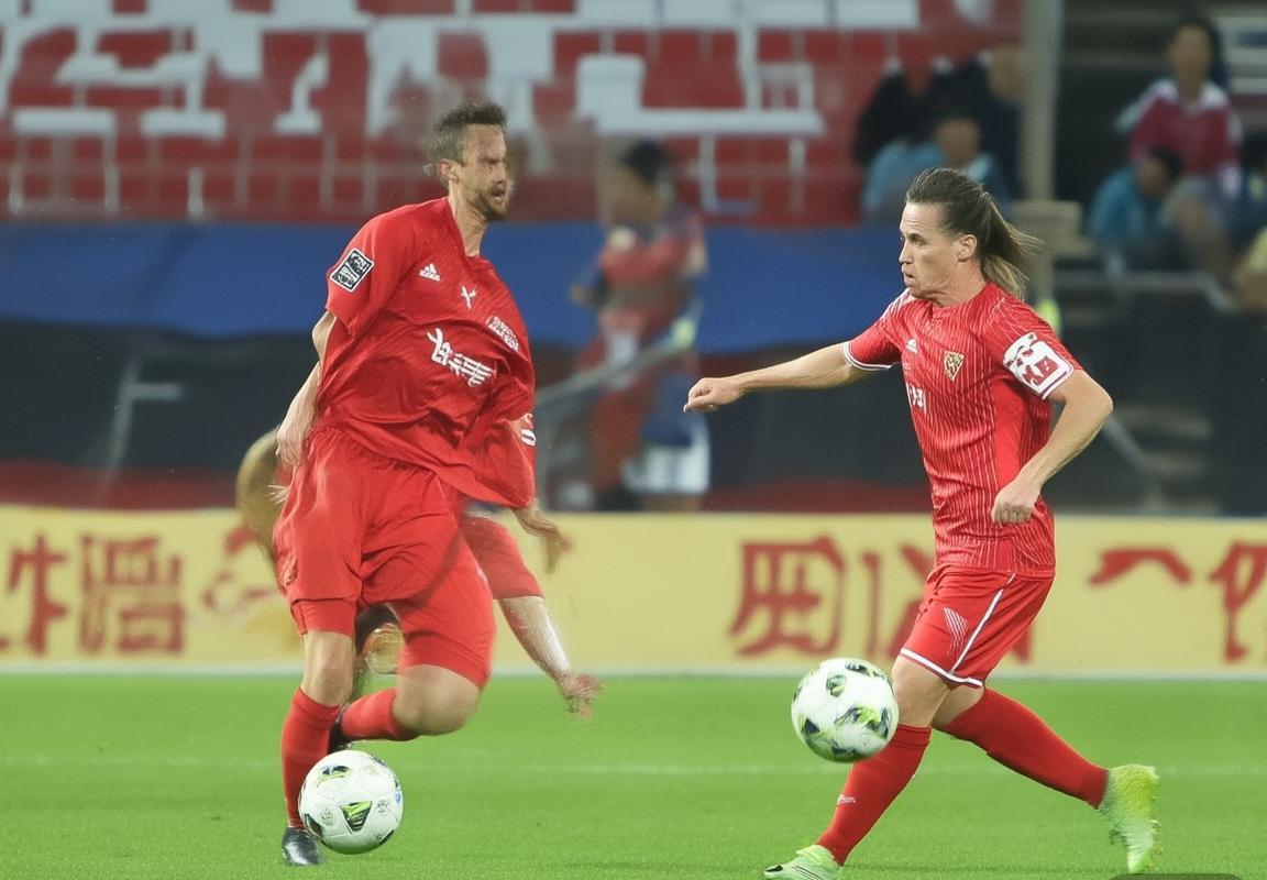 广州富力VS上海球队：主场优势下的联赛关键对决